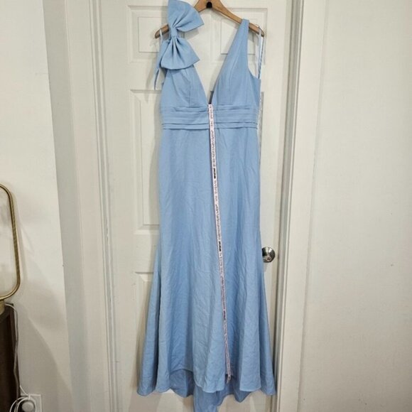 Anthropologie Mac Duggal Sleeveless V-Neck Bow Detail Mermaid Gown - Picture 2 of 7